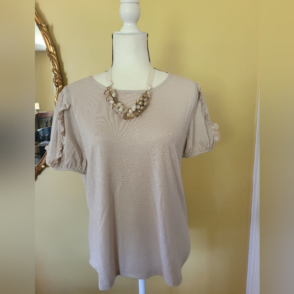 NWT W5 beige shimmer puff short sleeve blouse top womens size small